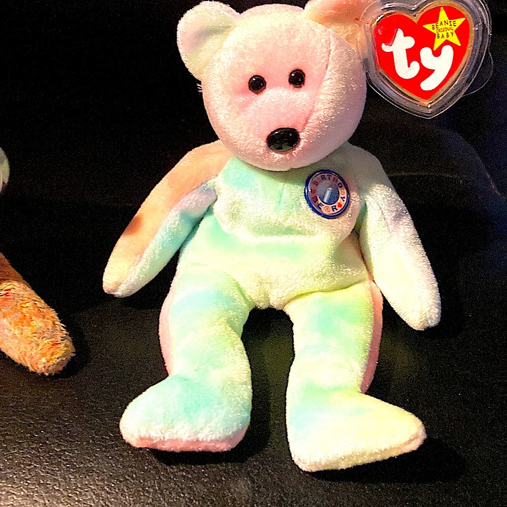 Hi I’m selling my beanie babies thy have tag errors and are ultra rare.